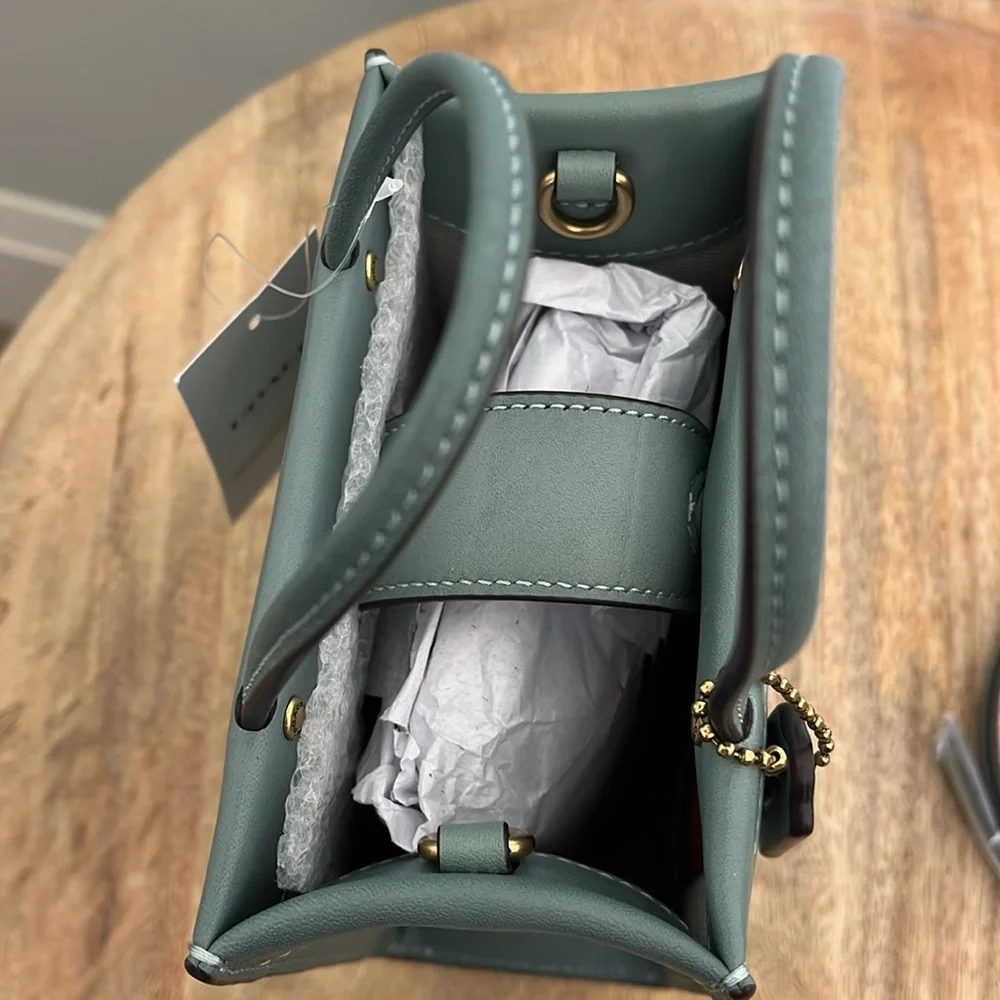 NWT Coach Cashin Mini Tote Top Handle Crossbody in Sage Glovetanned Leather - Picture 6 of 16